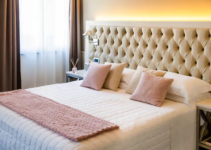 Savoia 3* Алассио