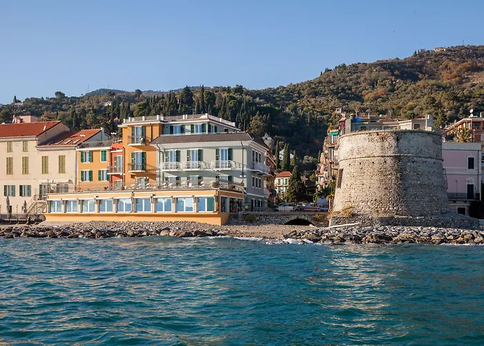 Savoia Отель Алассио